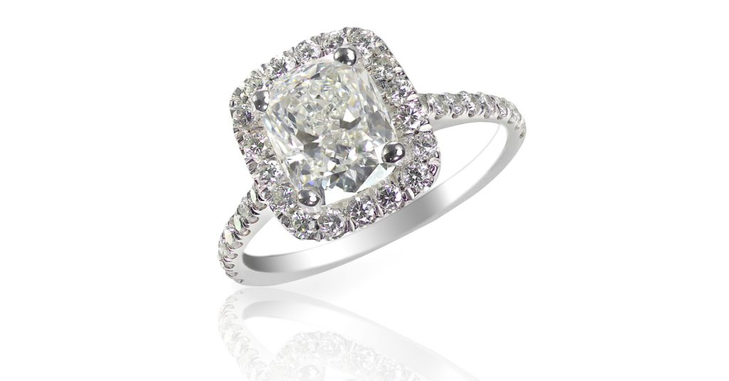 Huge giant cushion cut carat sparkling diamond wedding engagement ring 