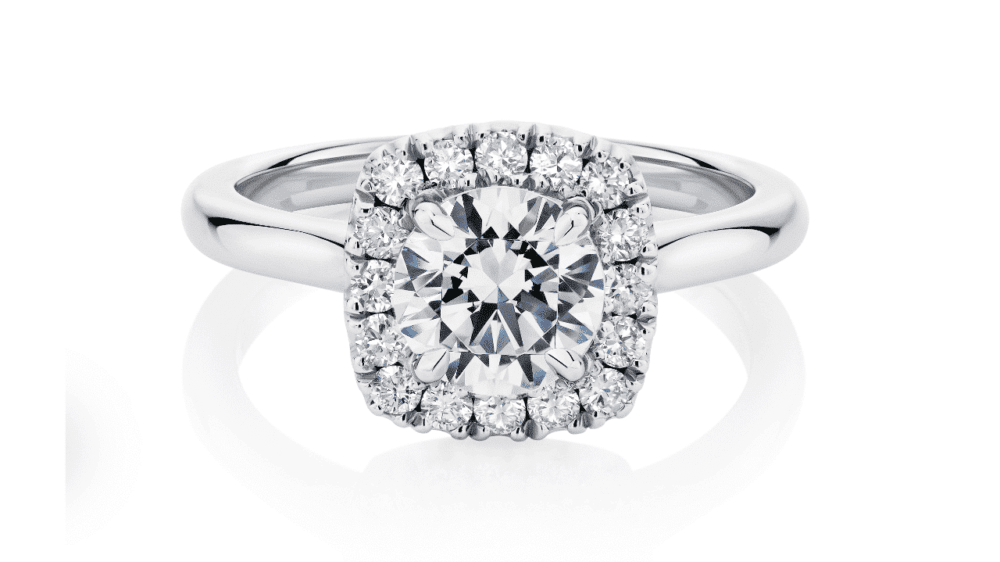 Round diamond halo engagement ring