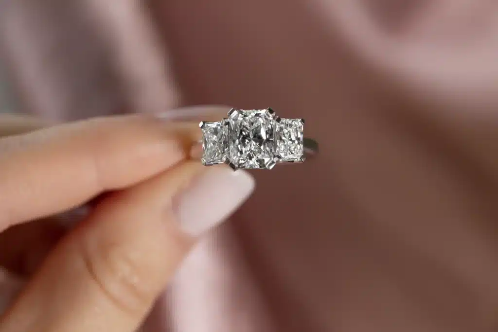Radiant-cut-diamond-engagement-ring-3