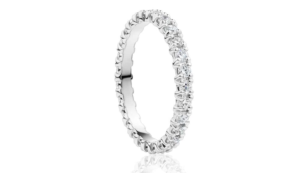 hayman-split-claw-wedding-ring-up.jpg