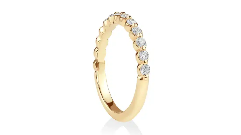 Daydream-side-yellow-gold-diamond-wedding-ring