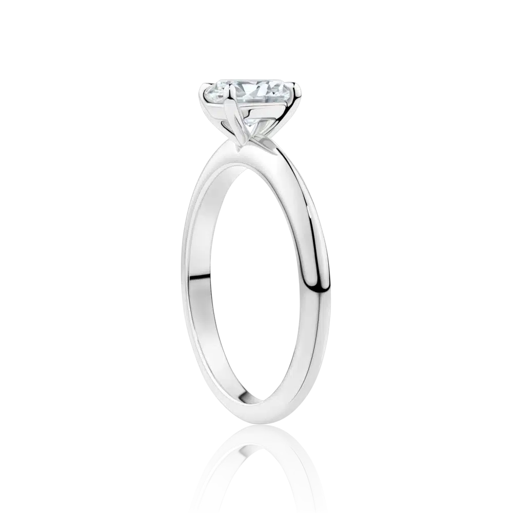 Waratah-side-platinum-round-cut-diamond-engagement-ring