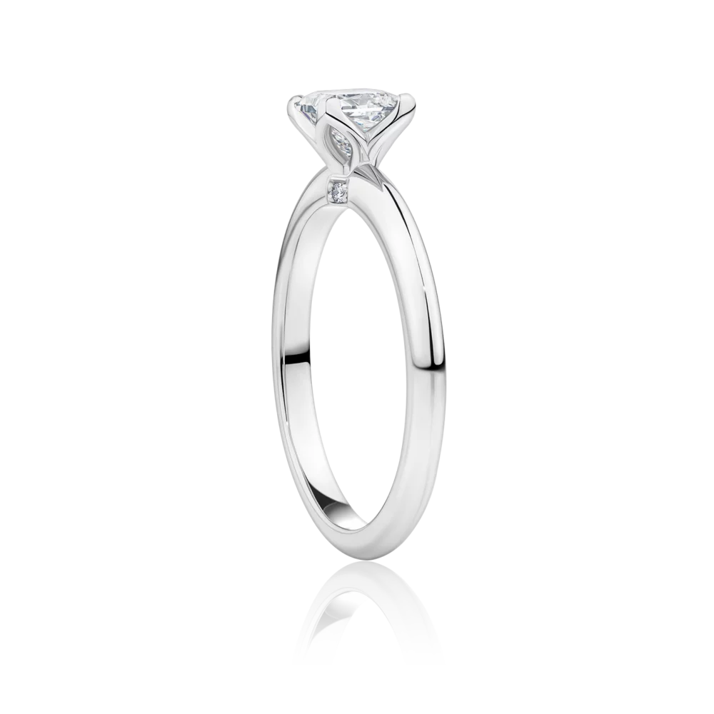 Willow-princess-platinum-side-princess-diamond-engagement-ring