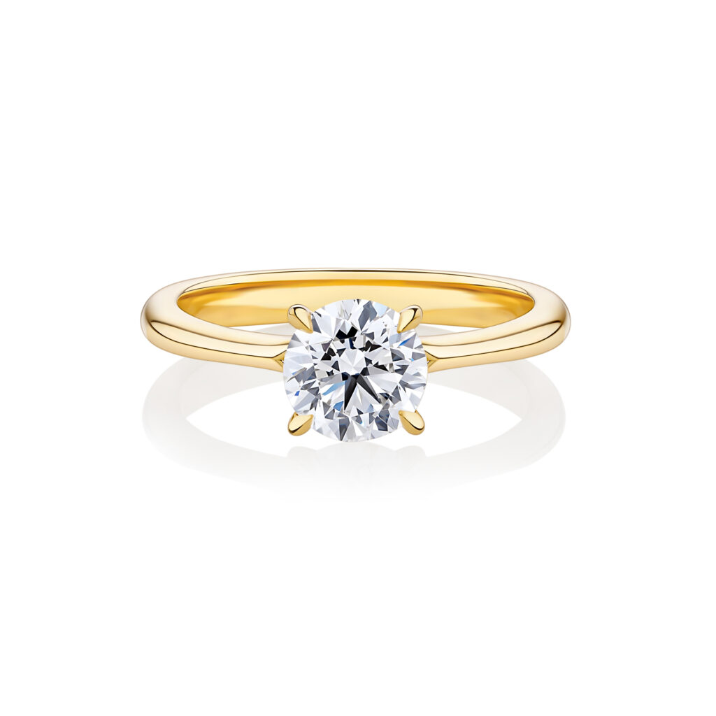 Serotiny front view yellow gold diamond ring