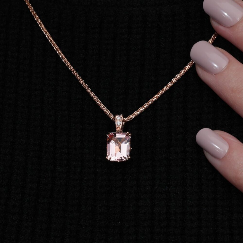 Azalea Pendant 1