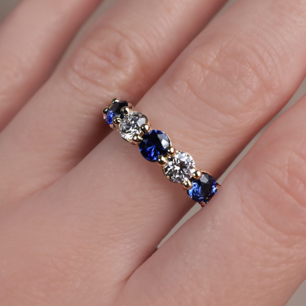 Ceylon sapphire and diamond anniversary ring