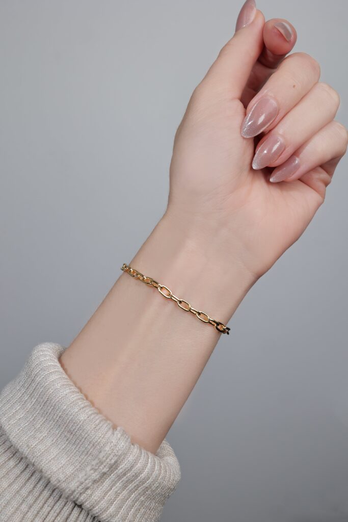 Paperclip bracelet yellow gold