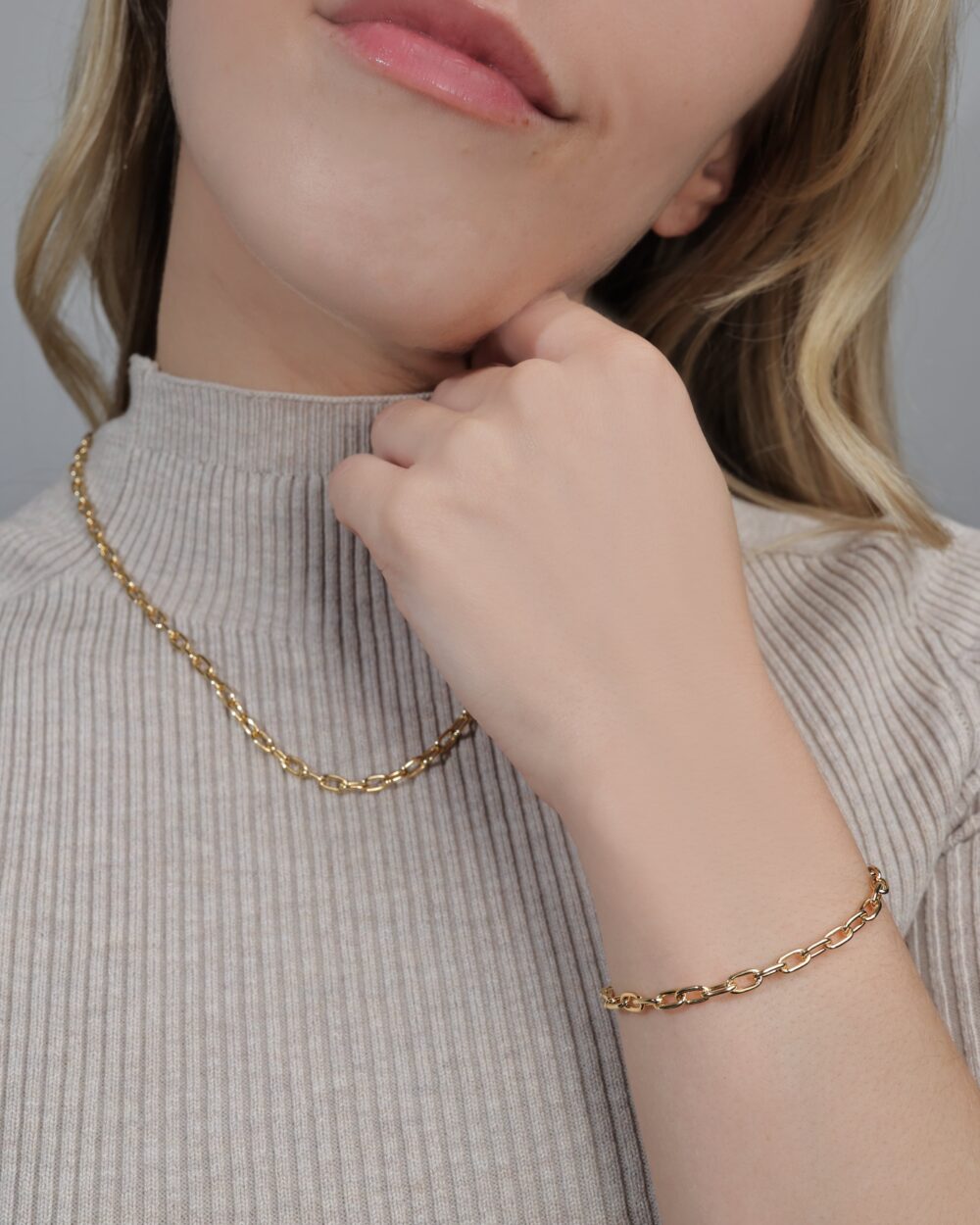 Paperclip necklace and bracelet yellow gold