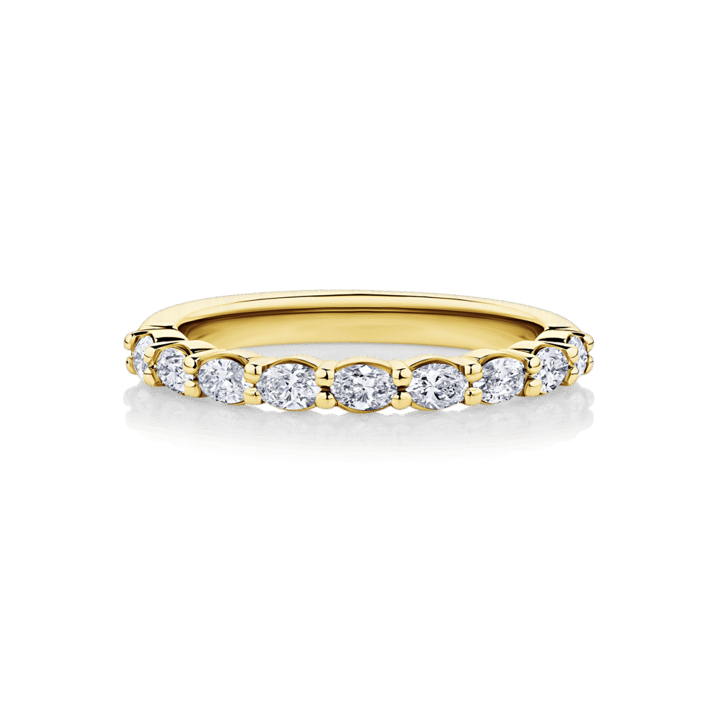 Petite Daydream Oval yellow gold