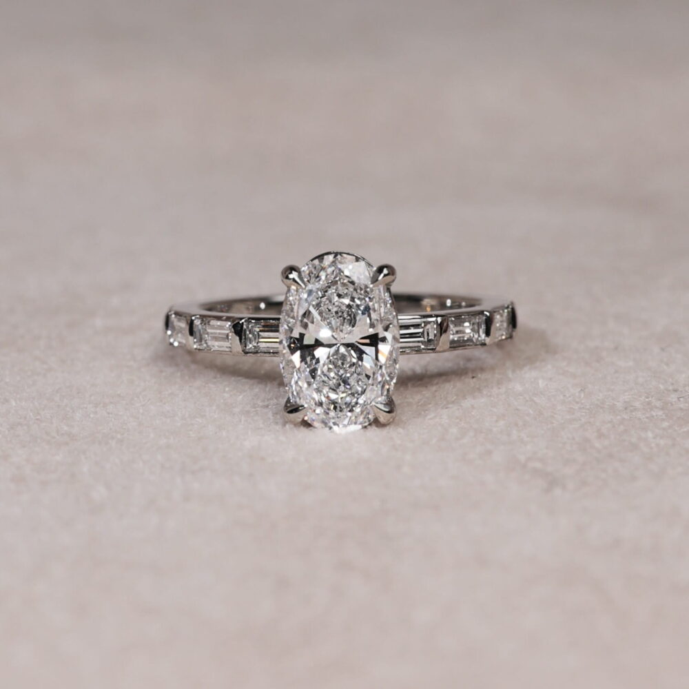 Art Deco Platinum Diamond Ring