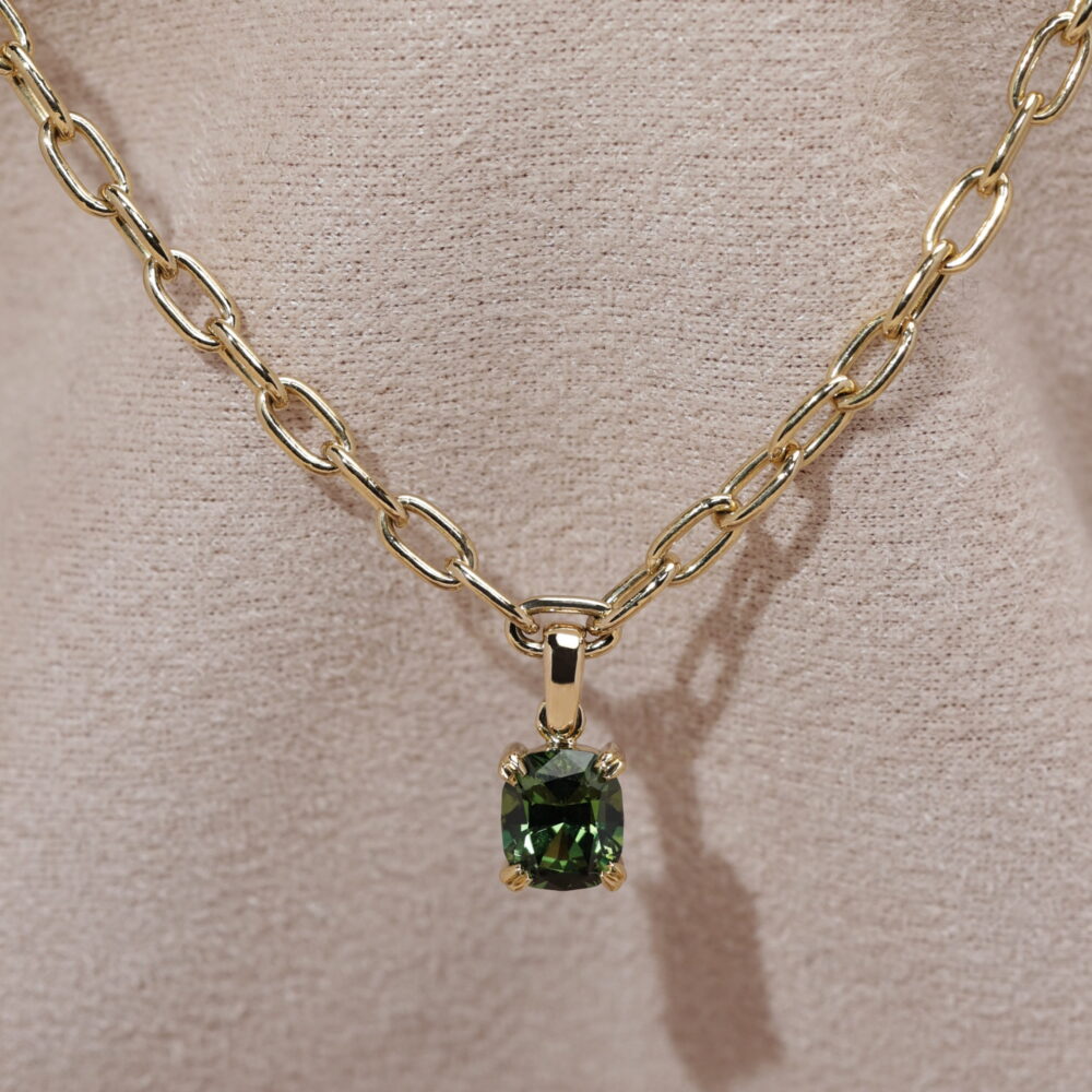 Lumiere Australian Sapphire and 18ct Yellow Gold Paperclip Necklace